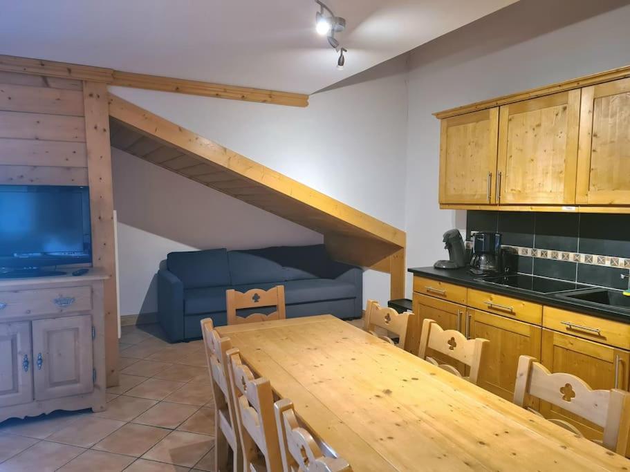 Appartement Le D12 Samoëns Buitenkant foto